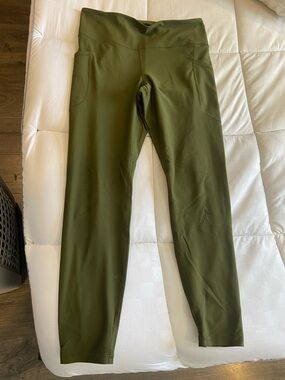 Old Navy Olive Leggings with Side Pockets